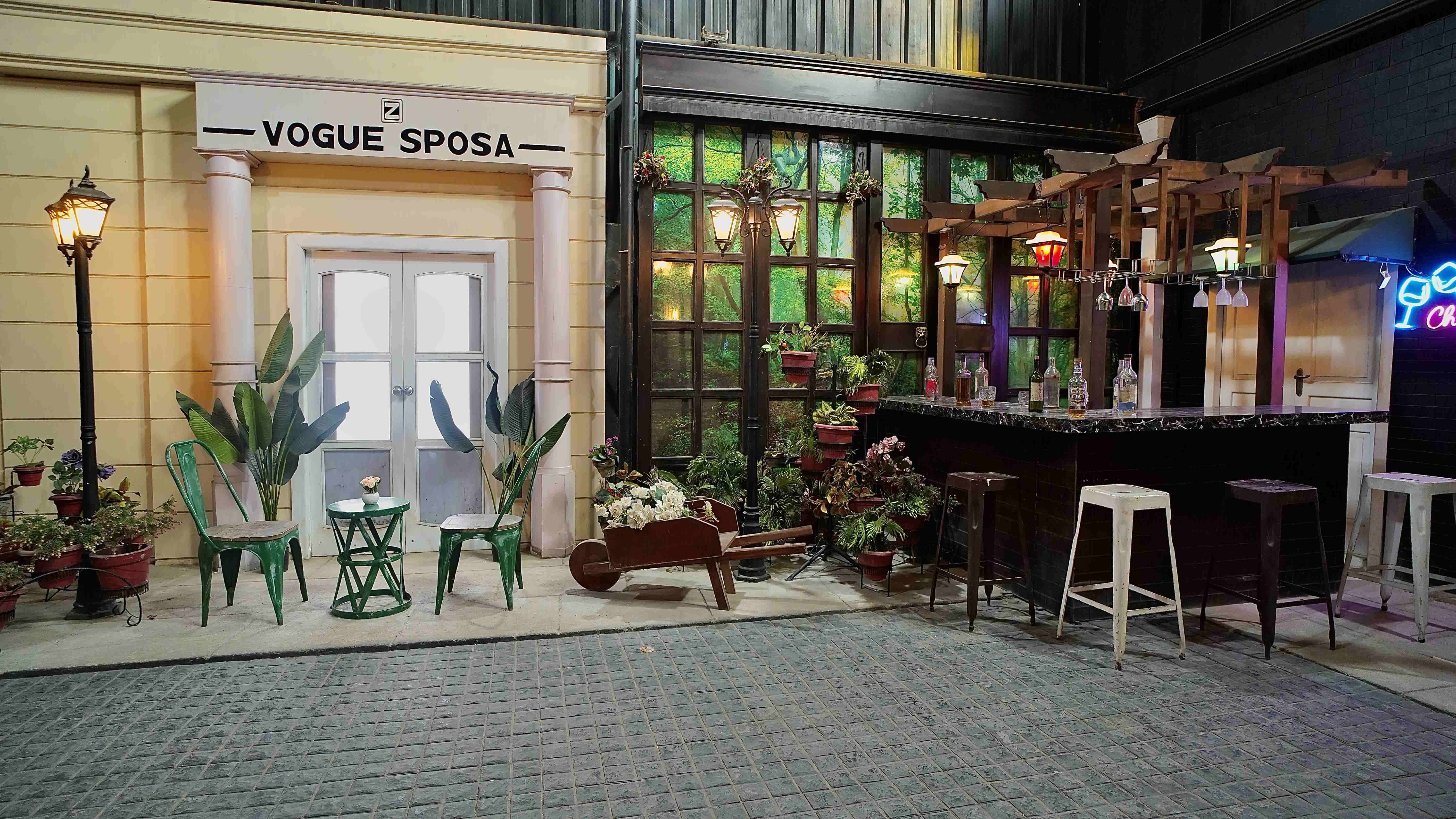 New York Town – pre wedding location in delhi